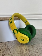 Fones de ouvido Beats By Dre exclusivos Oregon Ducks Player PE Team emitido comprar usado Fones de ouvido Beats By Dre exclusivos Oregon Ducks Player PE Team emitido comprar usado  Enviando para Brazil