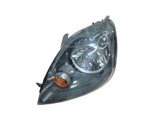 Faro anteriore sinistro usato  Sant Anastasia