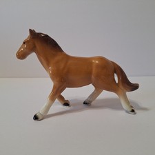 Estatueta de cavalo vintage ATLAS marrom porcelana cerâmica pintada à mão JAPÃO 6"x4"x2" comprar usado  Enviando para Brazil