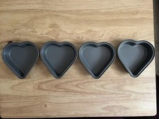 4)Mini assadeiras, brownies, gelatina, bolo, pão, muffin, antiaderente em forma de coração comprar usado  Enviando para Brazil