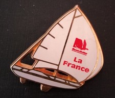 Pin voilier bateau d'occasion  Chasseneuil-sur-Bonnieure