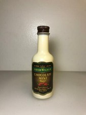 VINTAGE, GARRAFA DE LICOR EM MINIATURA (VAZIA): HIRAM WALKER, CHOCOLATE EM PERFEITO ESTADO: DÉCADA DE 1970 comprar usado  Enviando para Brazil