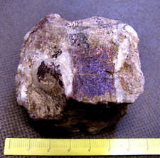 Minerali rarissimo violano usato  Novara