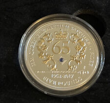 2017 Queen's Sapphire Jubilee £5 moeda de prata com ouro e safira real com certificado de autenticidade! comprar usado  Enviando para Brazil