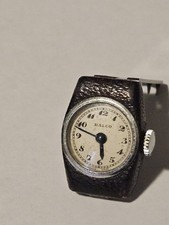 Montre clip mécanique d'occasion  Lodève