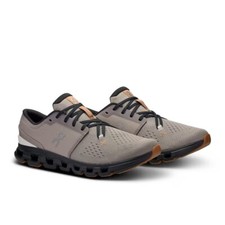 Cloud scarpe running usato  Vignola