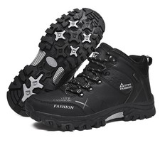 Scarpe trekking impermeabili usato  Italia