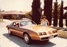 Foto vintage 1979 Pontiac Firebird mulher década de 1970 placas Califórnia Station Wagon comprar usado  Enviando para Brazil