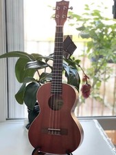 ukulele tenor kala ka-t  en acajou avec housse na sprzedaż  Wysyłka do Poland