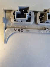 Volvo v40 cache d'occasion  France