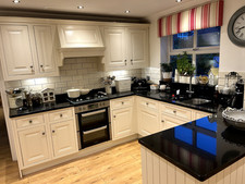 Amazing kitchen sale for sale  ELLESMERE PORT