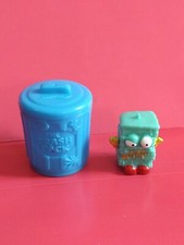 Figurine poubelle bleues d'occasion  Grasse