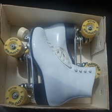 Patins de couro branco vintage Riedell asa vermelha tamanho 8 mercúrio EXCELENTE comprar usado  Enviando para Brazil