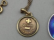 Belle médaille amour d'occasion  Asnières-sur-Seine