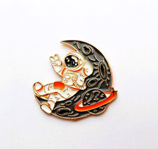 Pin cosmonaute lune d'occasion  Saint-Brieuc