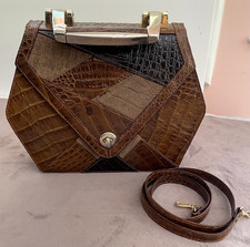 Sac femme genuine d'occasion  Saint-Julien-de-Vouvantes