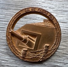 Bel insigne militaire d'occasion  Châtres-sur-Cher