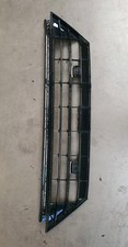Tiguan grille centrale d'occasion Tiguan grille centrale d'occasion  Les Mages