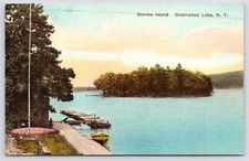 Usado, Cartão postal Greenwood Lake NY~Handcolored Storms Island Boat Dock~Canoa Rack~1928 comprar usado  Enviando para Brazil
