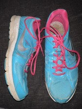 Usado, Tênis de corrida Nike air implacável 3 tênis feminino tamanho 12 azul rosa 616596-400 comprar usado  Enviando para Brazil