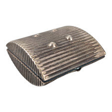 Soprammobile metallo argentato usato  Carrara