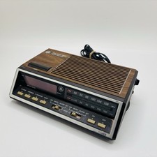 Usado, Antigo despertador GE rádio AM/FM modelo 7-4616A dois tempos de despertar LED vermelho - Funciona comprar usado  Enviando para Brazil