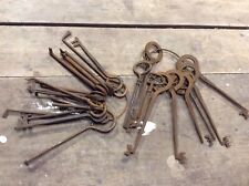 Lot anciennes clefs d'occasion  Pas-en-Artois