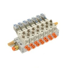Colector SMC con 7x VQZ2151S-5L1-C Electroválvula de Aire Compacta 24VDC, 0.1 - 0.7MPa segunda mano  Embacar hacia Mexico