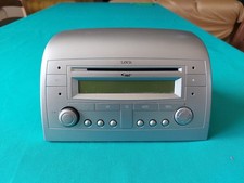 Autoradio mp3 radio usato  Tornimparte