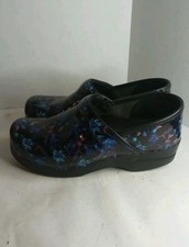 Dansko women 7.5 for sale  Raymore