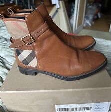 Boots burberry d'occasion  Châteaudun