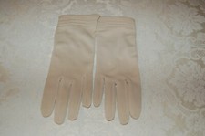 Guanti donna beige usato  Napoli