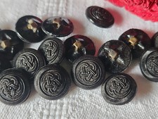 Lot boutons anciens d'occasion  Senozan