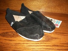 New women toms for sale  Goshen