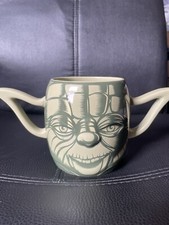 Caneca oficial Star Wars Yoda 3D rosto grande orelhas com cabo duplo da Disney Store muito boa qualidade comprar usado  Enviando para Brazil