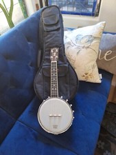 BOM Banjolele Tom Dourado (Banjo Ukulele) com Estojo Macio Stagg comprar usado  Enviando para Brazil