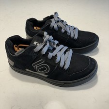 Adidas five ten for sale  Mesa