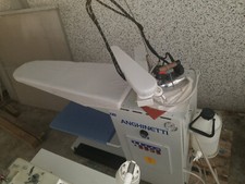 Ferro stiro anghinetti usato  Chiesina Uzzanese