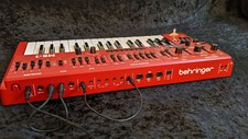 Analoger synthesizer behringer gebraucht kaufen  Iserlohn