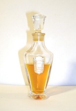 Flacon 7ml ecusson d'occasion Flacon 7ml ecusson d'occasion  Tournan-en-Brie