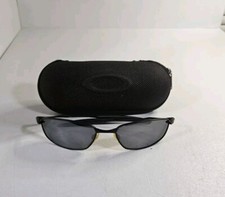 Good 715 oakley for sale  San Jose