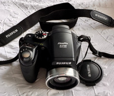 Fujifilm finepix s5700 for sale  STANFORD-LE-HOPE