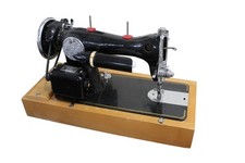 Vintage sewing machine for sale  WELLINGBOROUGH