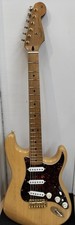 Chitarra elettrica fender usato  Spedire a Italy