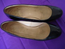 Chaussures louboutin christian d'occasion  La Trimouille