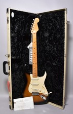 Usado, 2006 Fender Eric Johnson Stratocaster Sunburst bordo com OHSC comprar usado Usado, 2006 Fender Eric Johnson Stratocaster Sunburst bordo com OHSC comprar usado  Enviando para Brazil