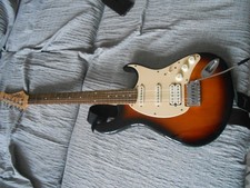 Chitarra elettrica cort usato Chitarra elettrica cort usato  Frattaminore