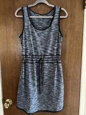 Vestido Athleta Paddle Out com cordão tamanho médio corante espacial cinza/preto comprar usado  Enviando para Brazil