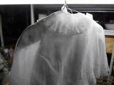 Antico vestitino battesimo usato Antico vestitino battesimo usato  Tradate