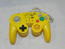 Controle HORI Pokemon Pikachu Nintendo Wii U Battle Pad estilo GameCube amarelo comprar usado  Enviando para Brazil